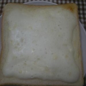 チーズケーキ風♪ヨーグルト・トースト